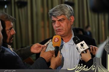 امینی در جمع خبرنگاران اعلام کرد: بررسی تخلفات مالی سال 93 شهرداری تهران